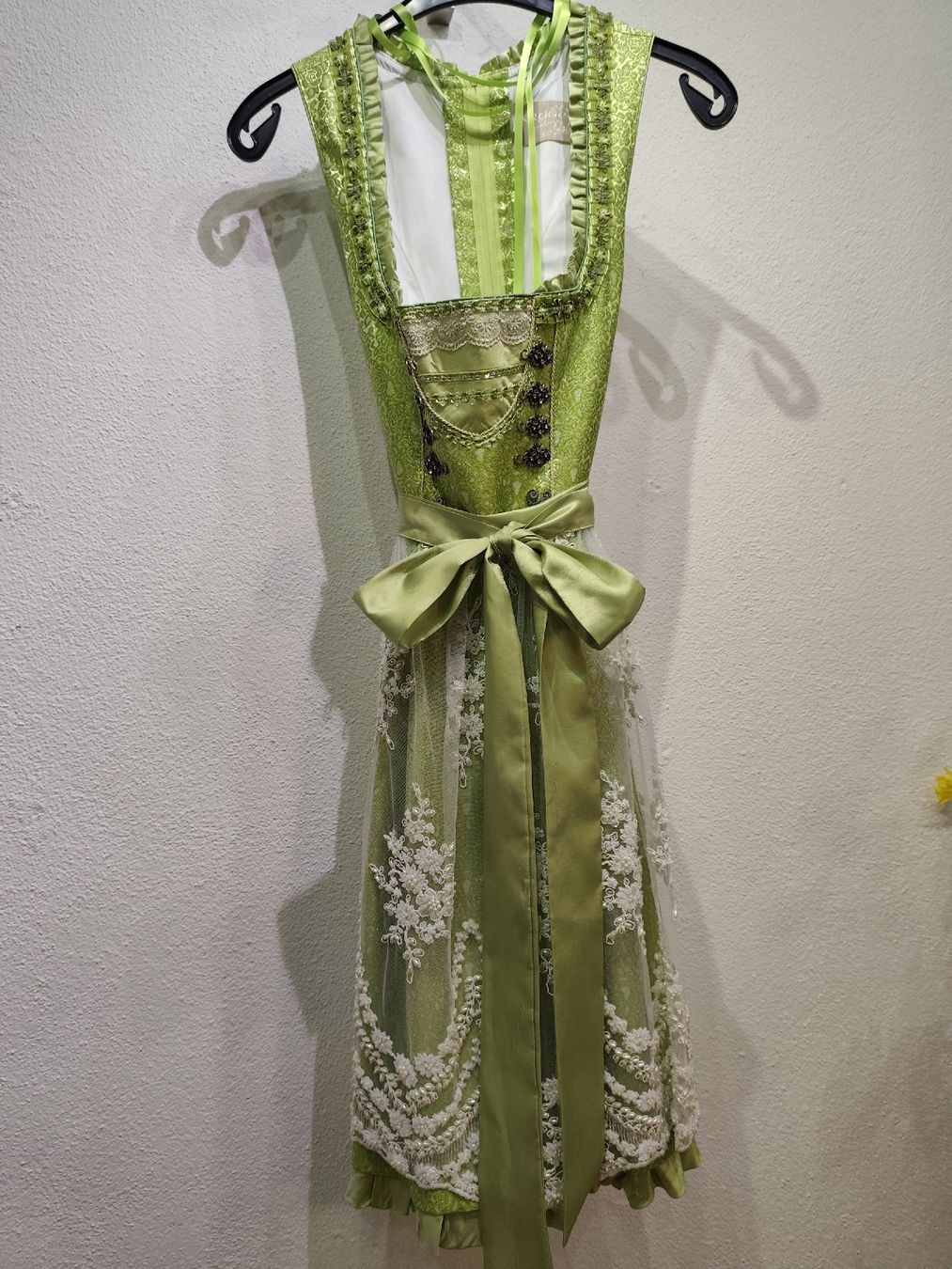 Krüger Kleider: Krüger Feelings Dirndl - Gr. 40 – Gebraucht aus Dussnang von Rosenfee50 1