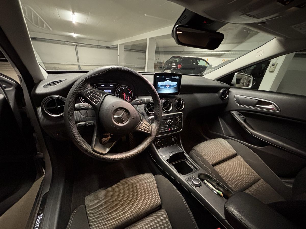 Mercedes-Benz Automobili: Mercedes A200d 2017 4Matic VB – Usato da Heerbrugg venduto da umm_rx9d 6