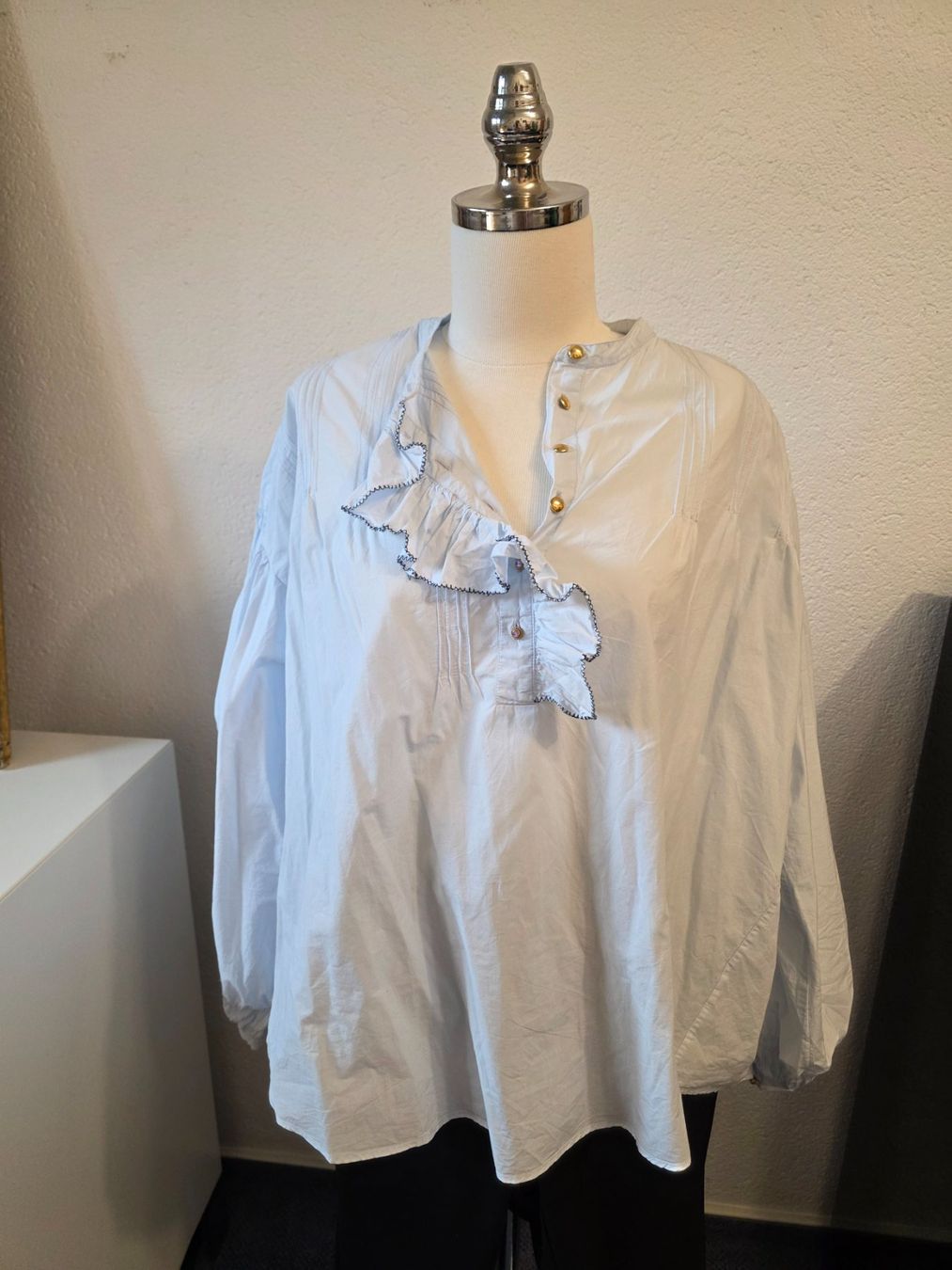 Tuniken: Tunika von Pariser Designerin Y2K – Gebraucht aus Neerach von Basile1