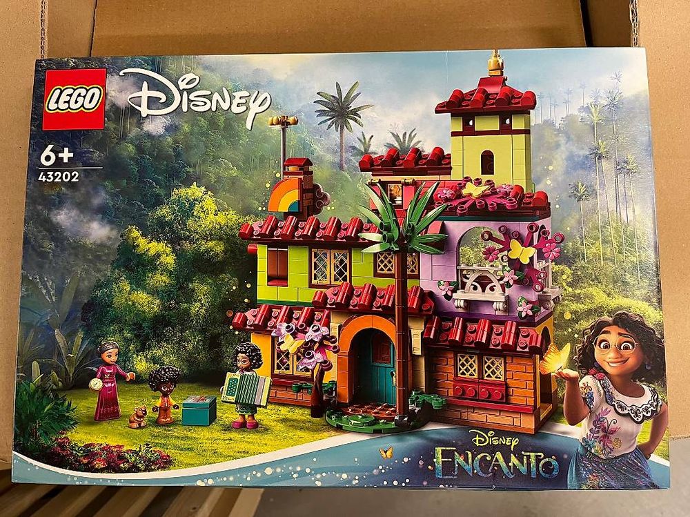 Lego 43202 Disney Encanto - Haus der Madrigals (Gebraucht) in Luzern ...