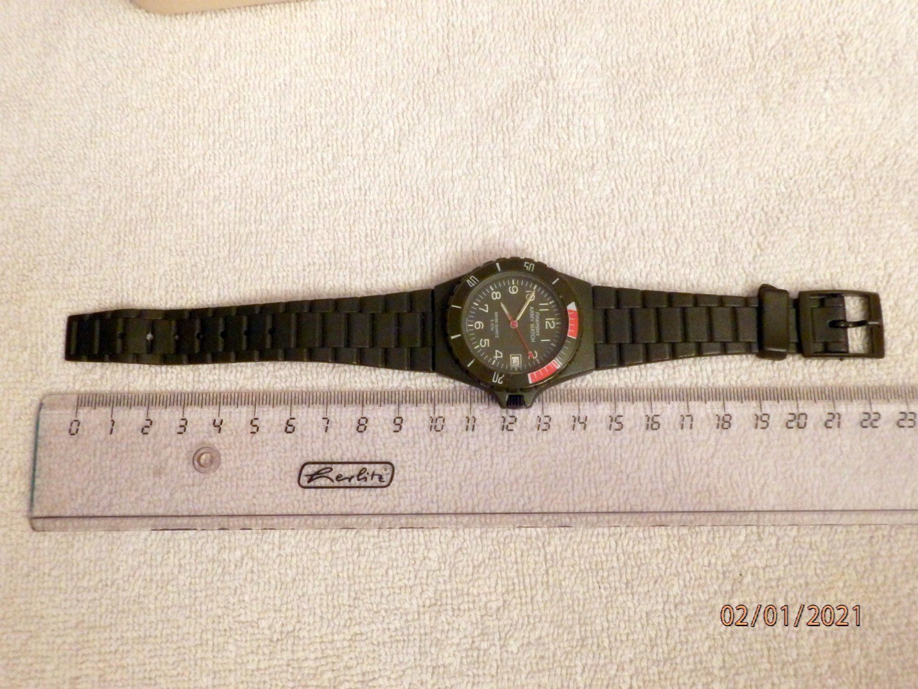 Orologi: Swiss Army Watch, Quartz, Datum, 5 ATM – Usato da Ueberstorf venduto da dinbau 3