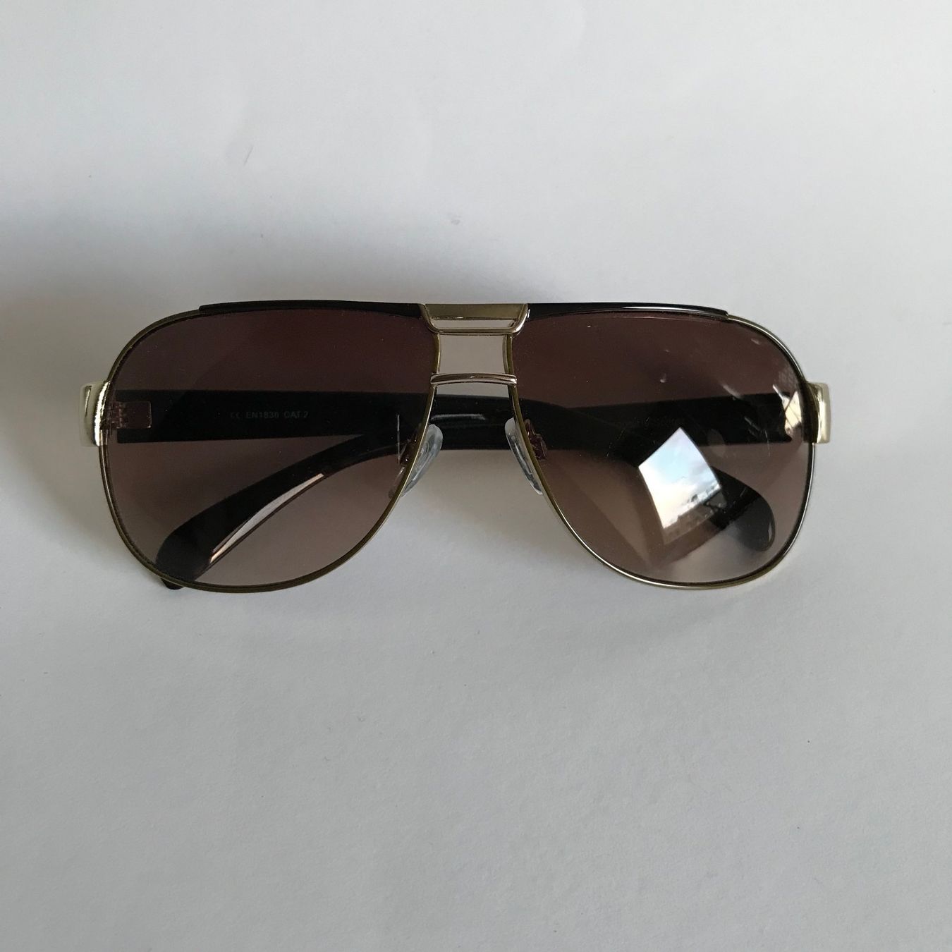 Occhiali & Lenti: Sonnenbrille im Piloten-Look, unisex – Usato da Zürich venduto da Caro55