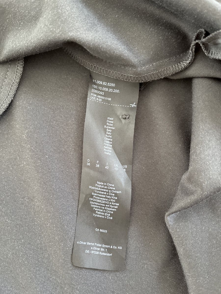 S.Oliver Vestiti: Wildleder Kleid von s.Oliver grau – Usato da Richterswil venduto da ste_yzq7 2