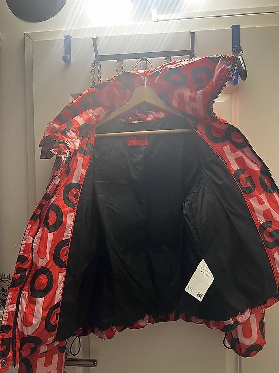 Giacche: ROTE HUGO BOSS JACKE – Usato da Worb venduto da ansari 4