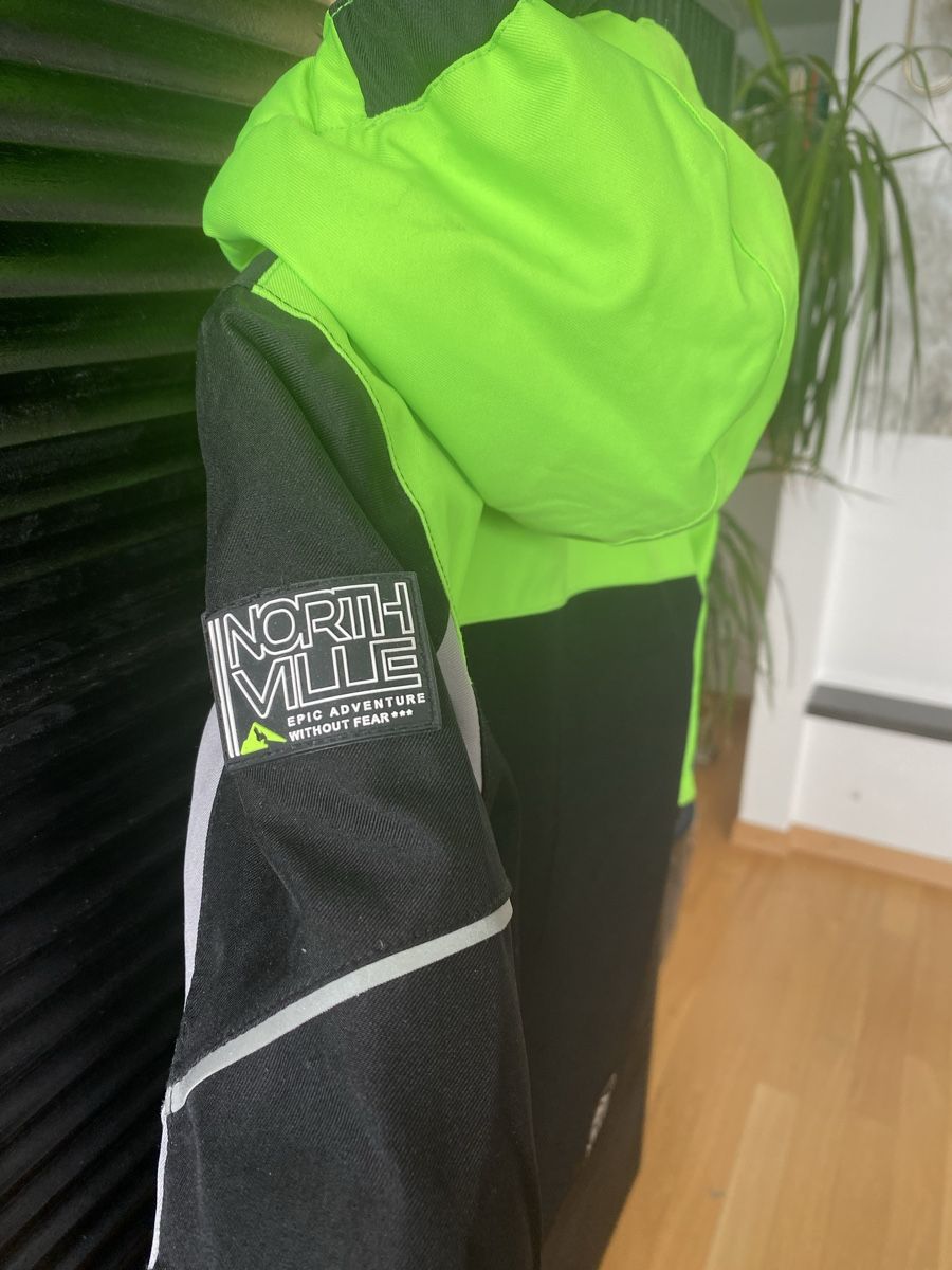 C&A Jacken & Mäntel: Jacket size 98 – Gebraucht aus Blonay von art_7f87 3