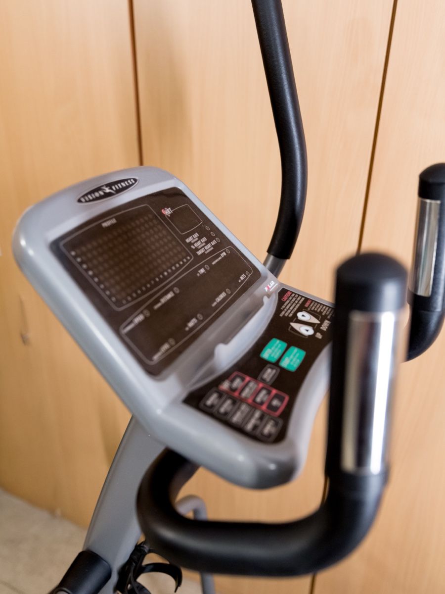 Hometrainer: Profi Crosstrainer Vision Fitness – Gebraucht aus Merenschwand von Tiff_LiveLife_555 1