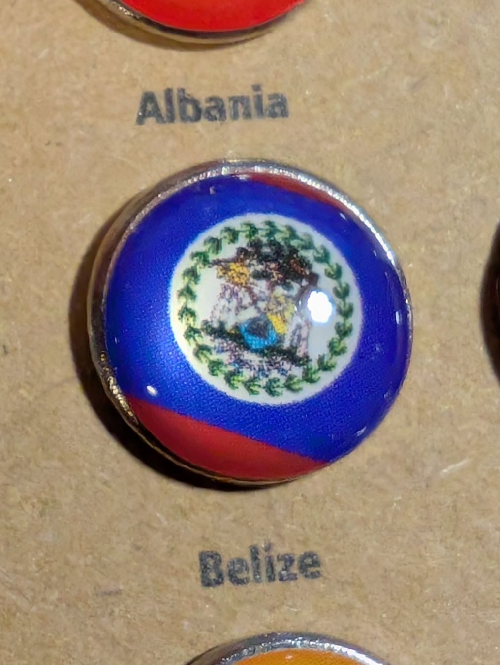Plaketten & Abzeichen: Ansteckpin LW: Länderwappen – Gebraucht aus Oppligen von Pin-Fall-Shop
