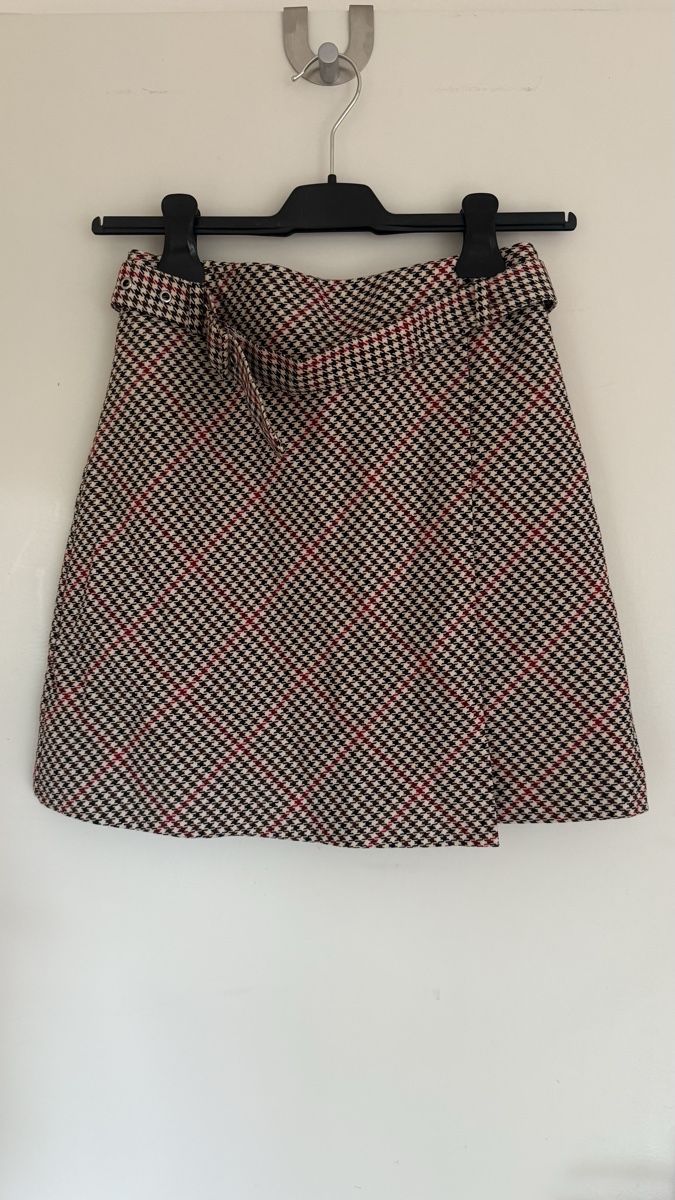 H&M Gonne: H&M Rock 34 – Nuovo (secondo la descrizione) da Zürich venduto da amaguri