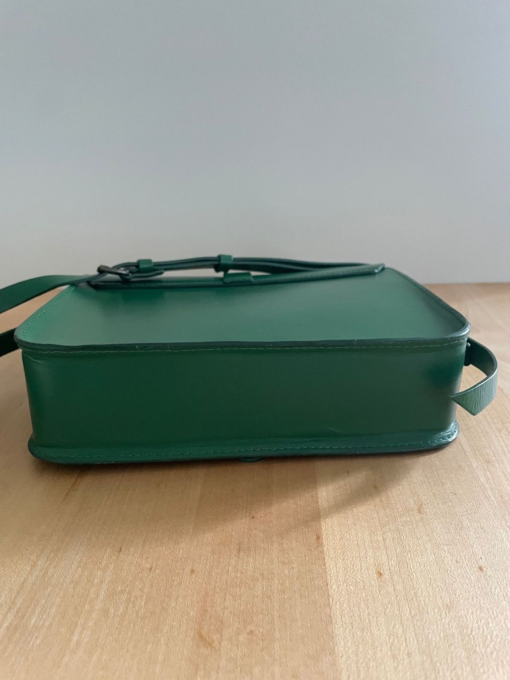 Borse da donna: Handtasche von ANTHOLOGY PARIS – Usato da Dietikon venduto da sug_zx2f 5