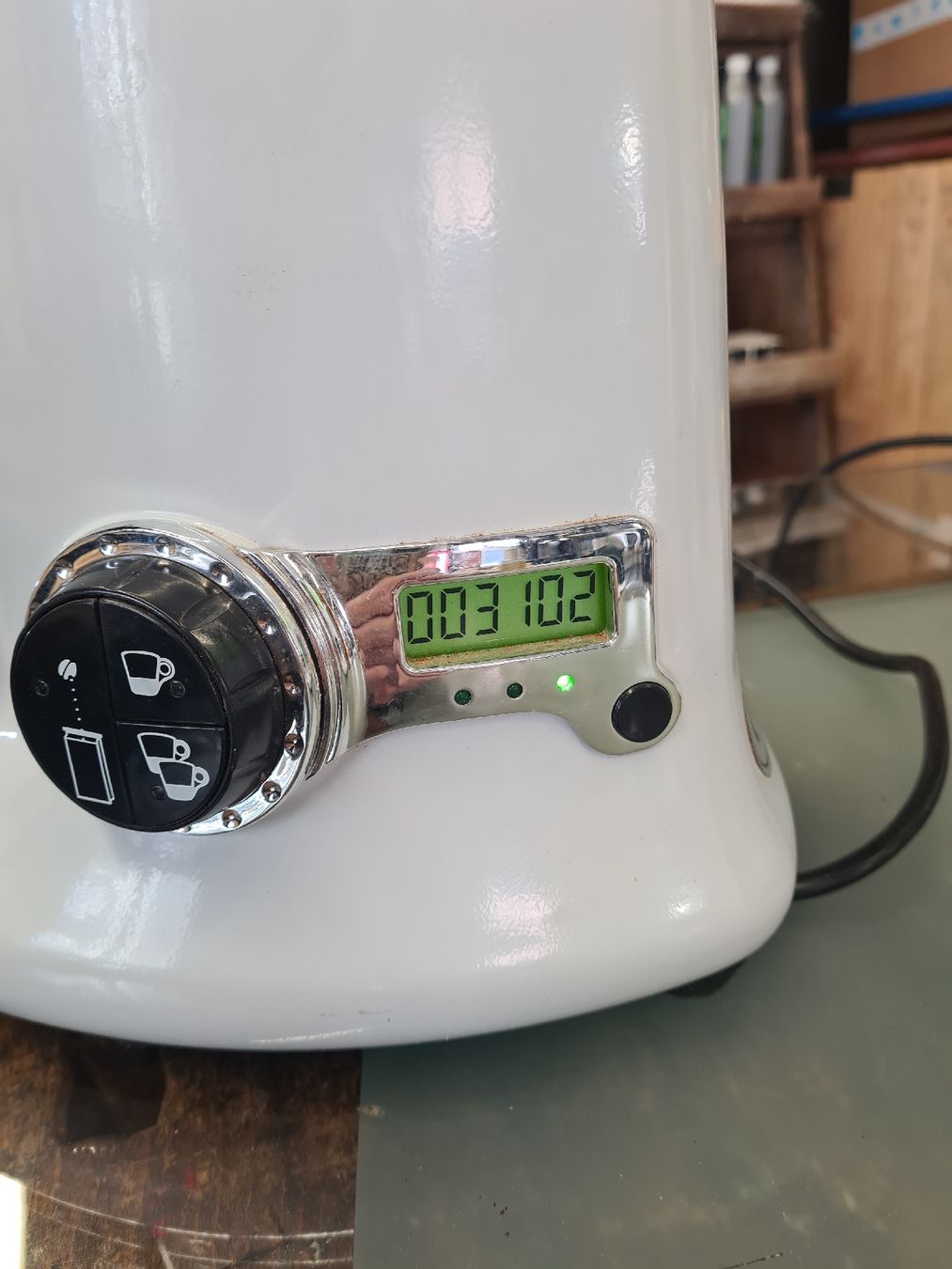 Macchine per caffè & Macchine per espresso: Espressomühlen Hey Cafe HC 600 – Usato da Stäfa venduto da Kaffeemanufaktur 5