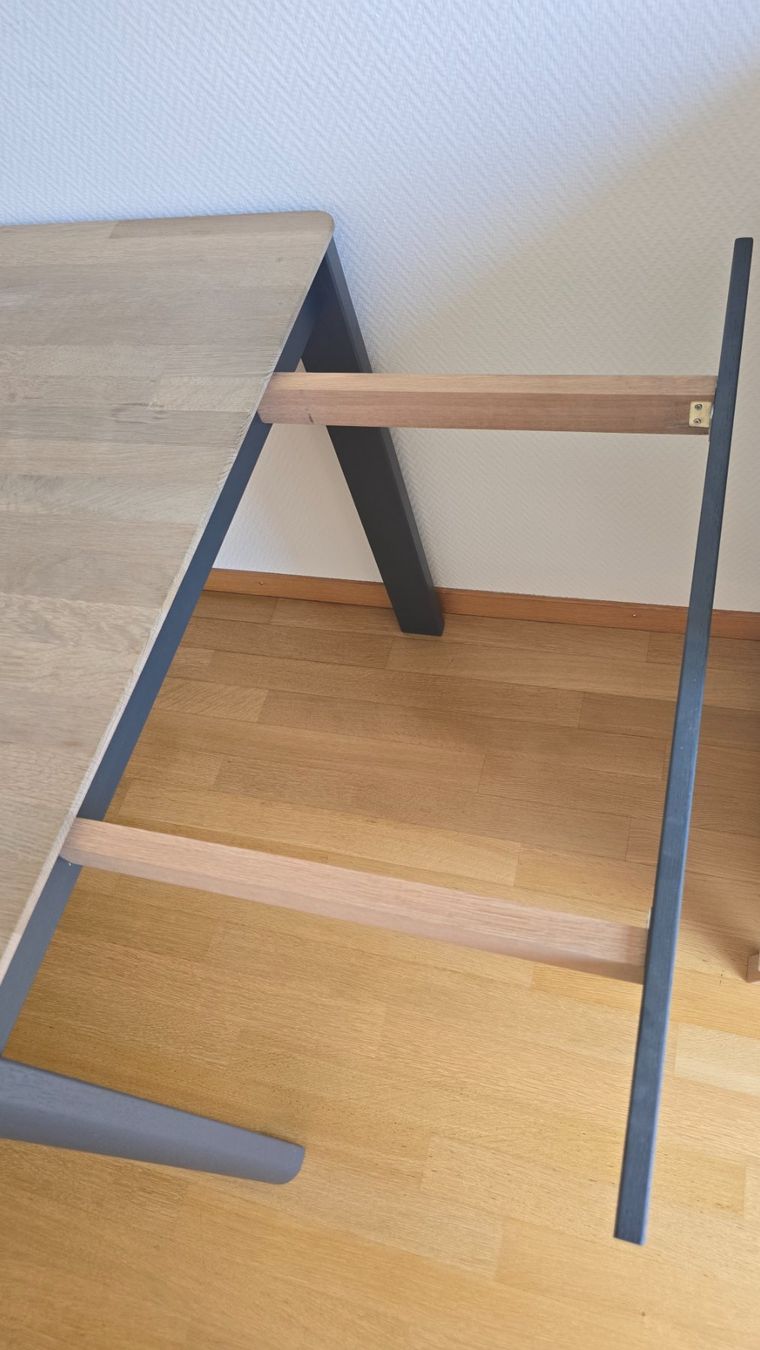 Bolia Tables: Node Esstisch 90x140 cm von Bolia - Eiche – D'occasion à Meilen par melanieolivia 1