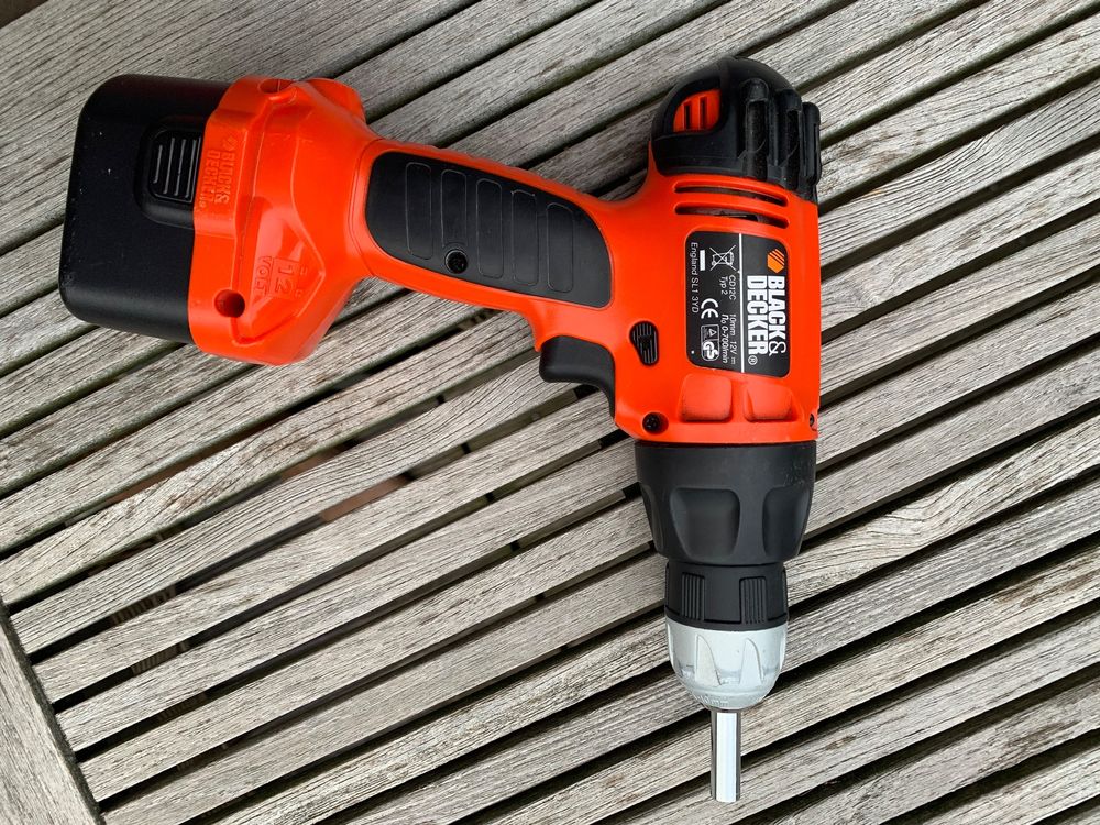 Black & Decker oplader voor 12 volt - 18 volt Ni-Mh / Ni-Cd