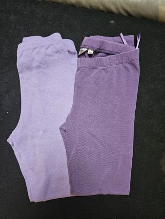 2er Set Mädchen Leggings Grösse 140 Lila Top Zustand