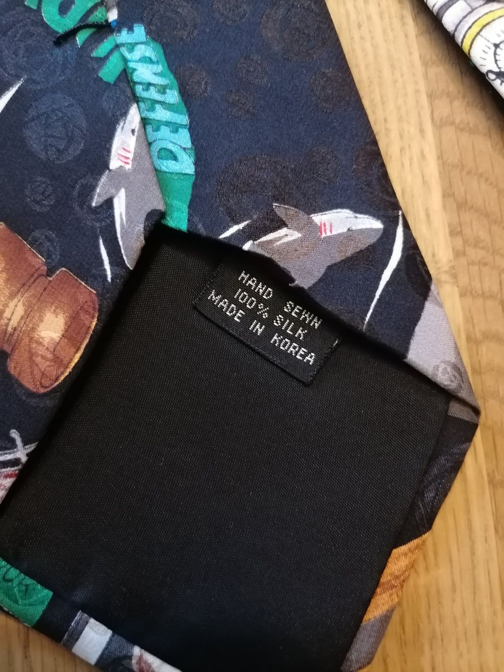 Fabric Frontline Cravatte: Nicole Müller 100% Seide Krawatte - Nr. 60 – Usato da Basel venduto da vintagecollector 3