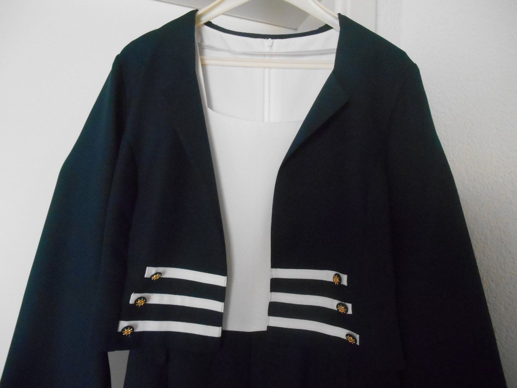 Tute: Maritimer Jumpsuit mit Jacke Gr. 38 – Nuovo (secondo la descrizione) da Nussbaumen AG venduto da Sumopi 1