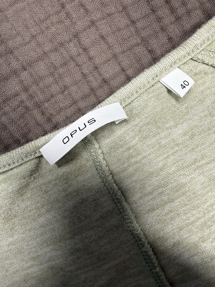 Opus T-shirt: T-Shirt Opus Gr. 40 – Usato da Diepoldsau venduto da Luec0 1