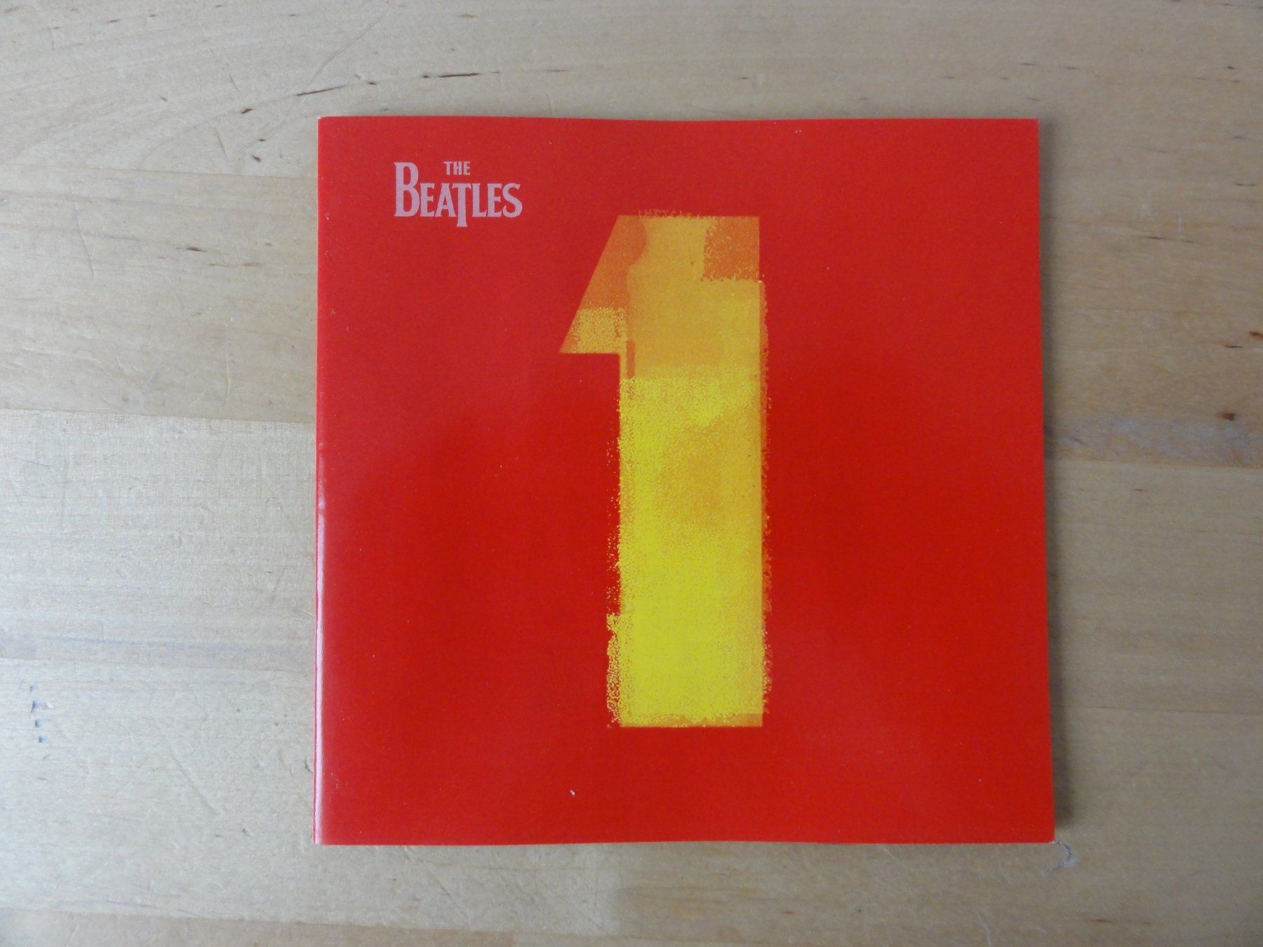 CDs: THE BEATLES "Nr 1" – Gebraucht aus zürich von Goldimmund