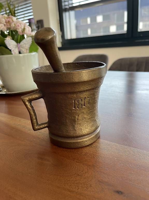 Altro per cucinare: Antiker Mörser aus Bronze datiert 1817 – Usato da Schlieren venduto da djambaza