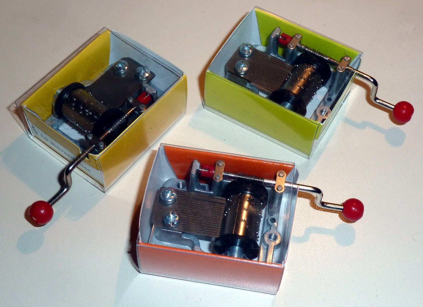 Carillon: Musigörgeli, Schlafe m. Prinzchen Mozart – Nuovo e nell'imballaggio originale da Mesocco venduto da Nugivendus 2