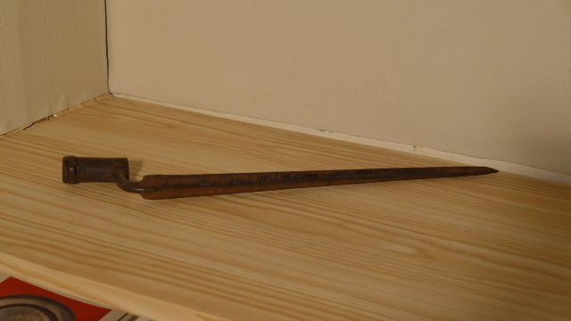 Schweizer Armee Stichwaffen: Altes Bajonett, historisch. Schweizer Armee – Gebraucht aus Zürich von inf_gt6t 1