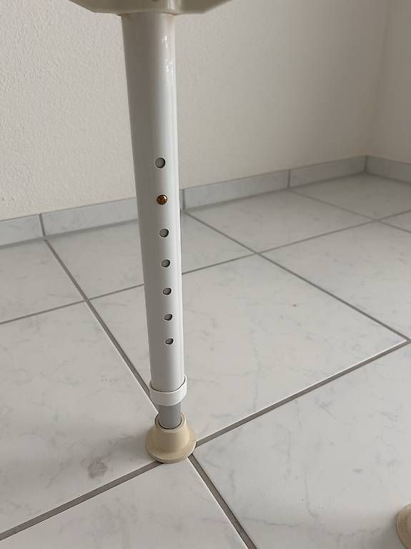 Tabourets: Duschhocker – D'occasion à Schwerzenbach par nic_zt5r 1