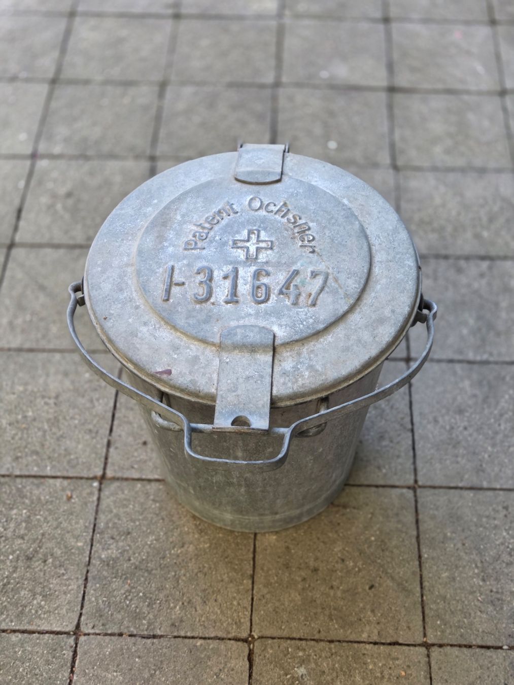 Blomus Abfalleimer: Patent Ochsner Abfall Blecheimer – Gebraucht aus Zuerich von Motz0 1