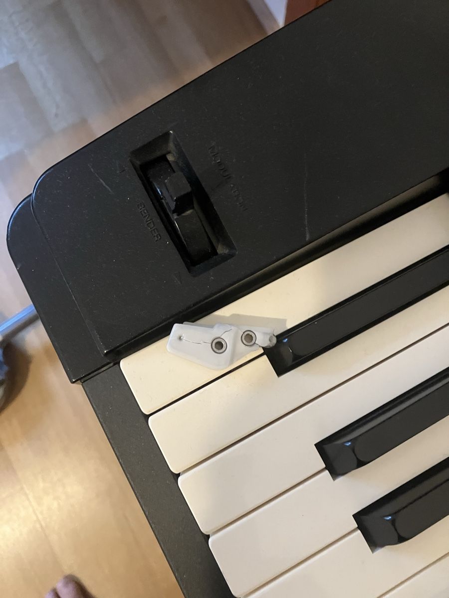 Roland Strumenti musicali: Roland RD-600 Digital Piano – Usato da Zürich venduto da breitstefan 2