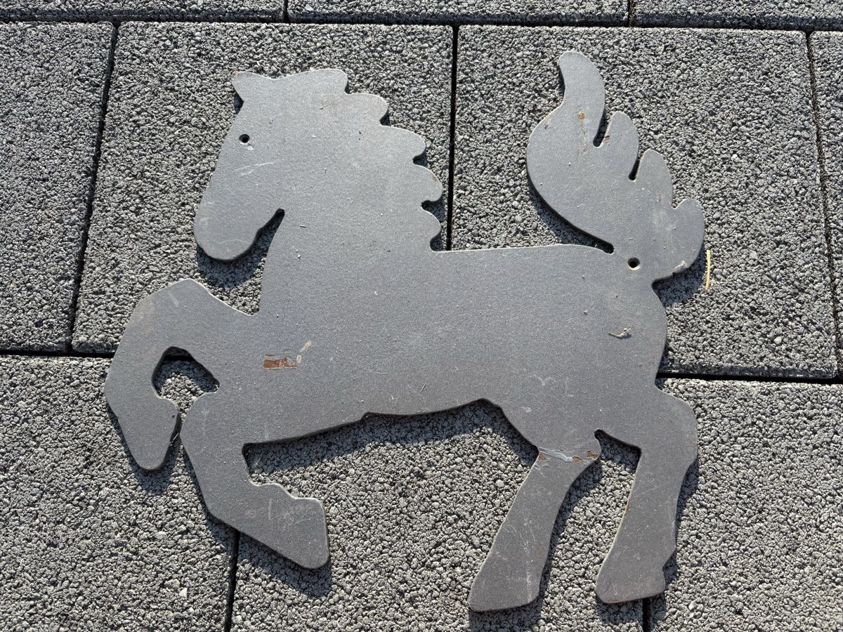 Tutte le decorazioni: Deko Pferd Metall  – Usato da Mühledorf SO venduto da lucky_sim
