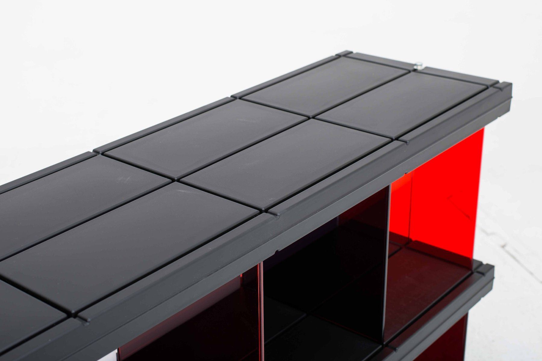 Vitra Cassettiere: Vitra Self Sideboard von Ronan & Erwan Bouroullec – Usato da Zürich venduto da STUZH38 6