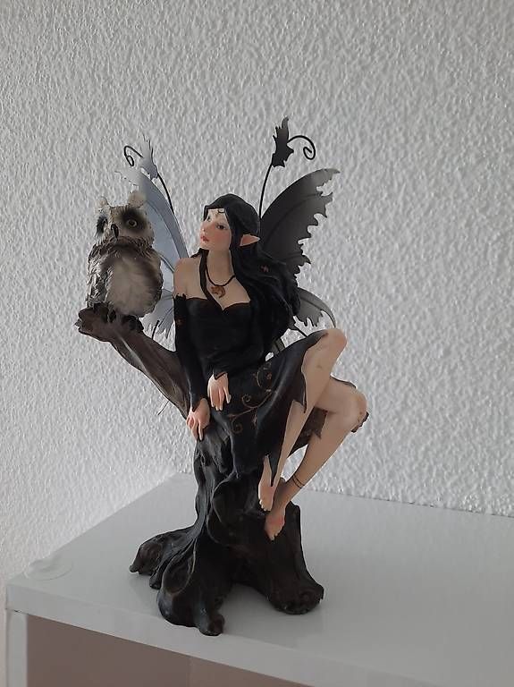 Figuren: Figur Fee mit Eule – Gebraucht aus Oensingen von corvette04 1