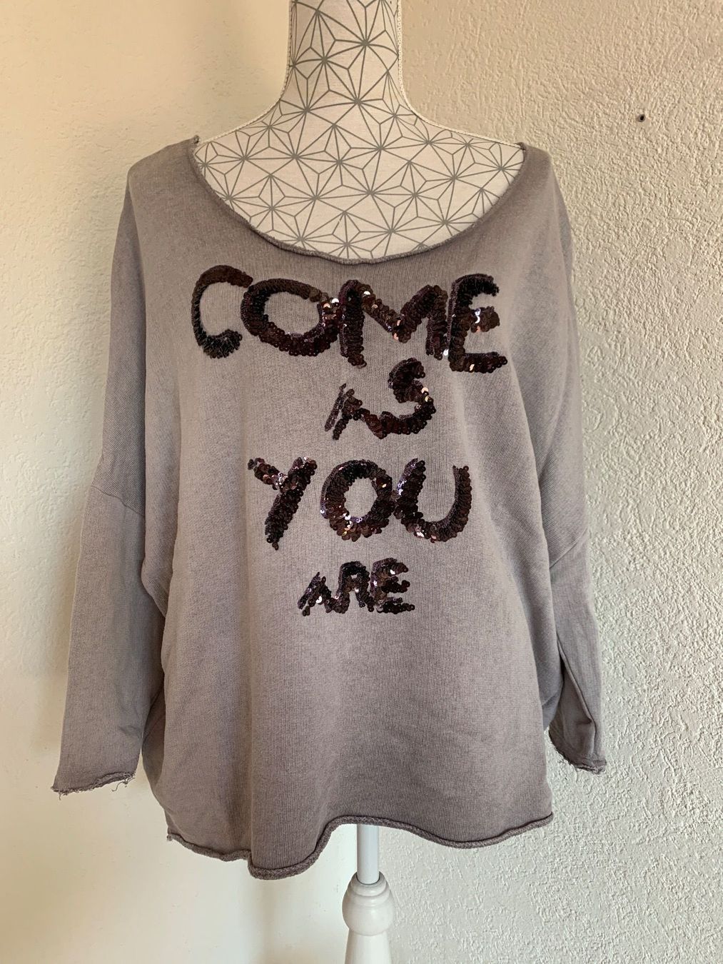 Pullover & Sweatshirts: Sweatpulli von cotton candy in farbverlauf violett – Gebraucht aus Hölstein von dia_7d6n