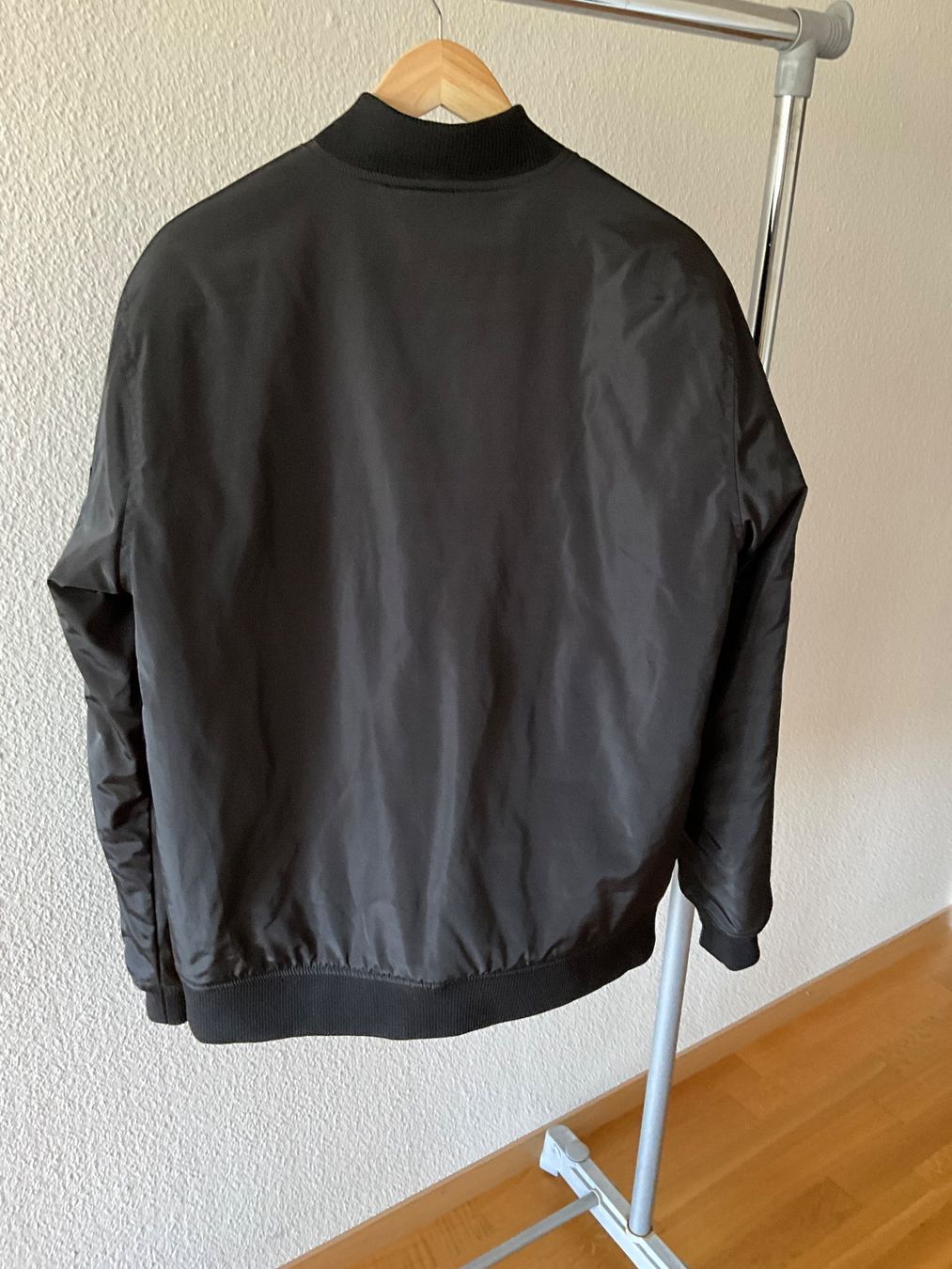 Giacche: Neue Bomberjacke Gr. L – Nuovo e nell'imballaggio originale da Muri b. Bern venduto da SmuriS 1