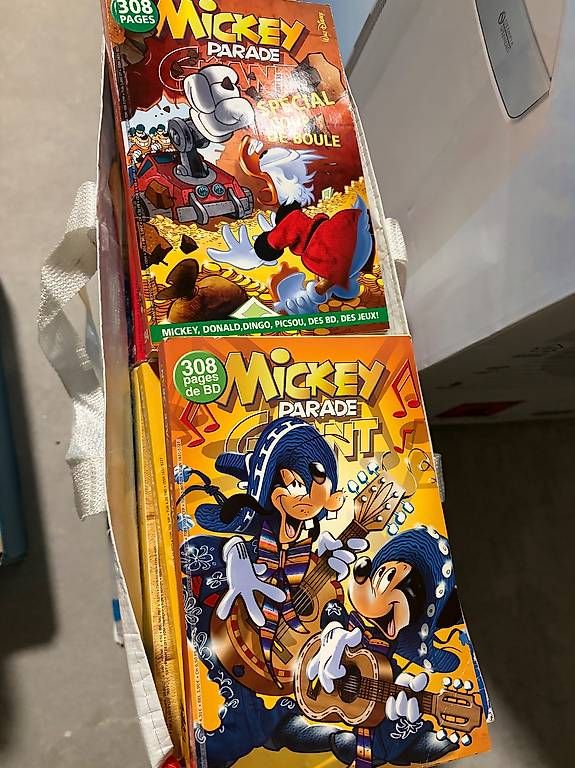 Fumetti: 37 Mickey parade géant et 11 Mickey parade – Usato da Gland venduto da rap_8c2p
