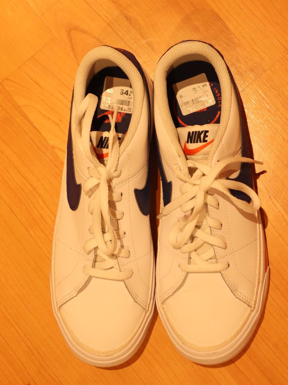 Nike Herrenschuhe: weisse Nike Leder Sneakers 40 – Neu (gemäss Beschreibung) aus Wenslingen von Strick4Alpaca 1
