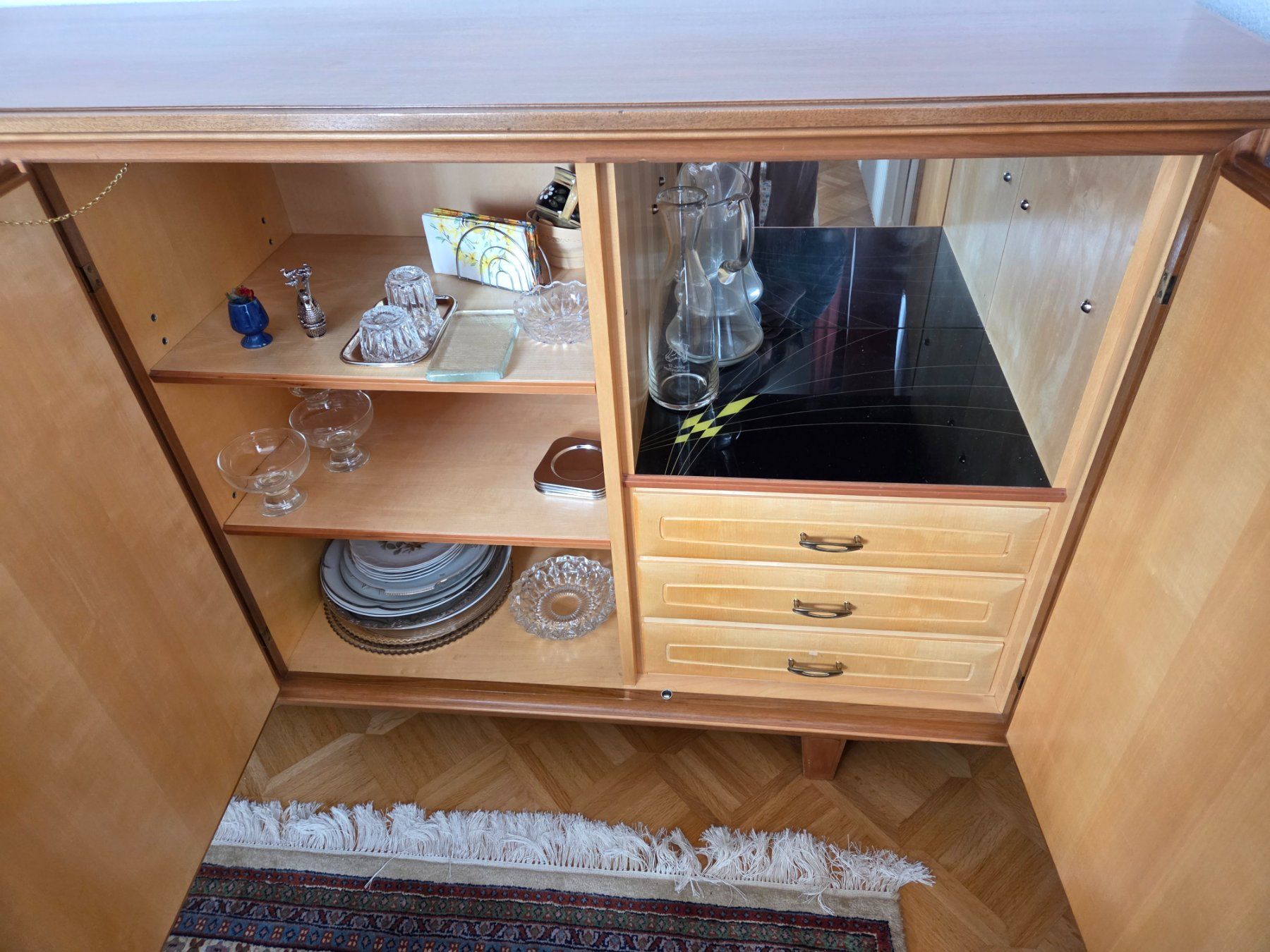 Büffets: Vintage Holzbuffet / Sideboard – Gebraucht aus Bellach von artho_susanne 2