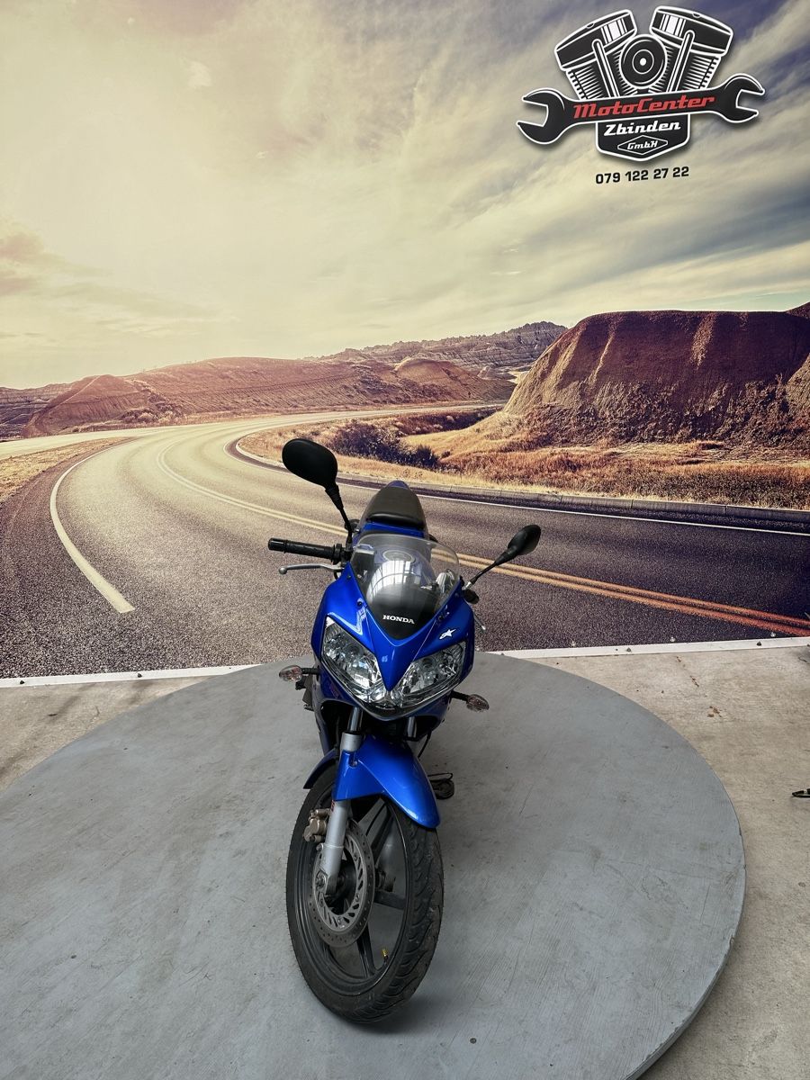 Honda Strasse: Honda CBR 125 mit MFK ab 1799.00 – Gebraucht aus Liebistorf von motocentergmbh 2
