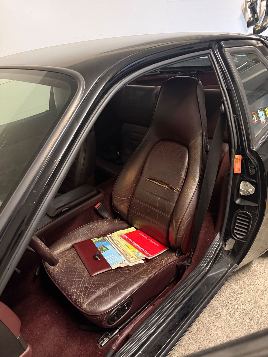 Porsche Autos: Porsche 944 – D'occasion à Zürich par Pia021 3