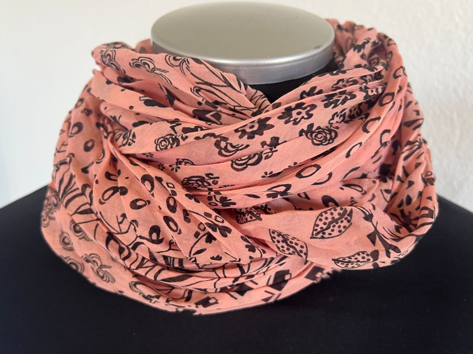 Colora Foulard & Sciarpe: Colora Schal, 30% Seide, Lachs, NEU – Nuovo e nell'imballaggio originale da Worb venduto da farben20zauber