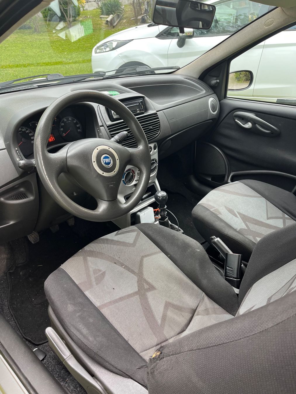 Fiat Automobili: Fiat Punto 1.2 16v – Usato da Sachseln venduto da nel_d6m9 4