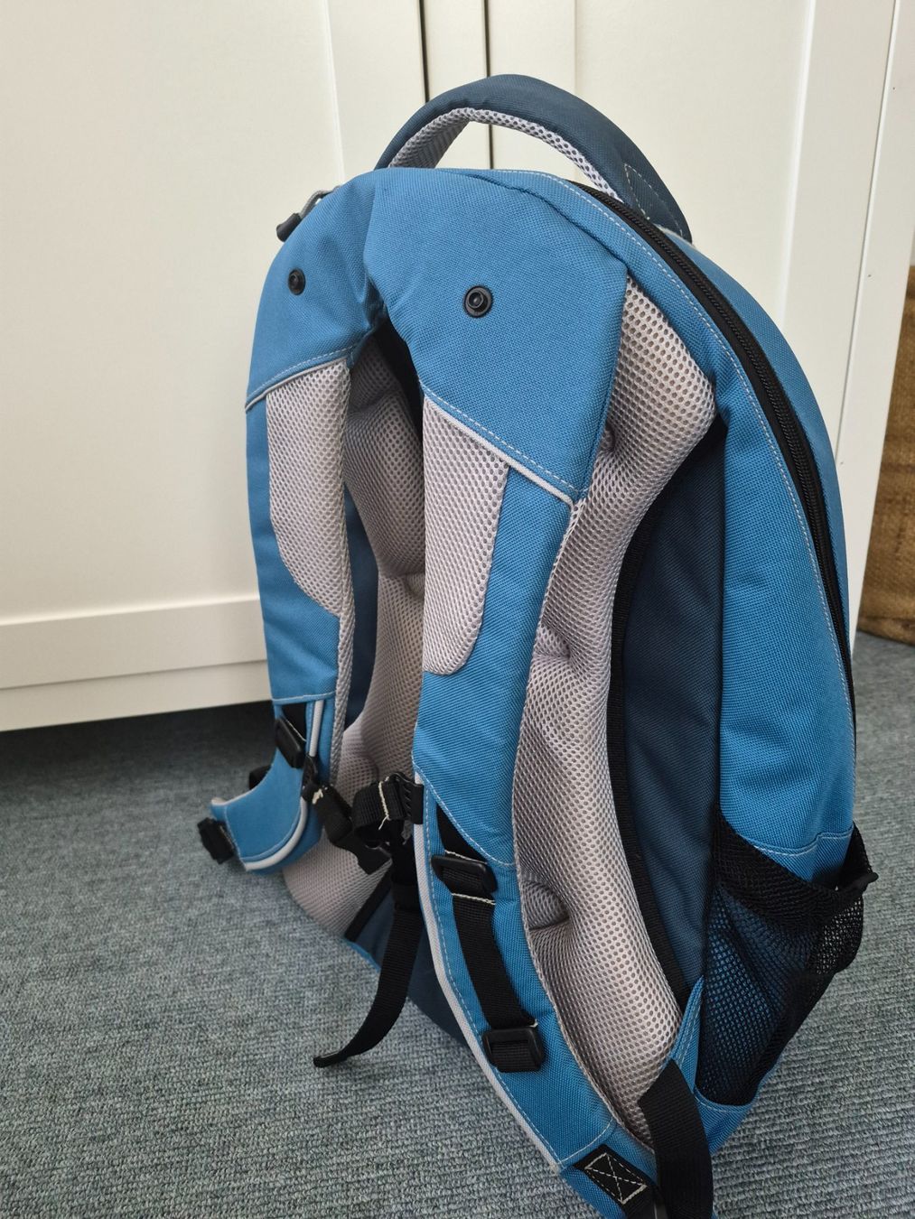 Zaini: Laptop-Rucksack Marke DICOTA – Usato da Wil SG venduto da sus_959d 1