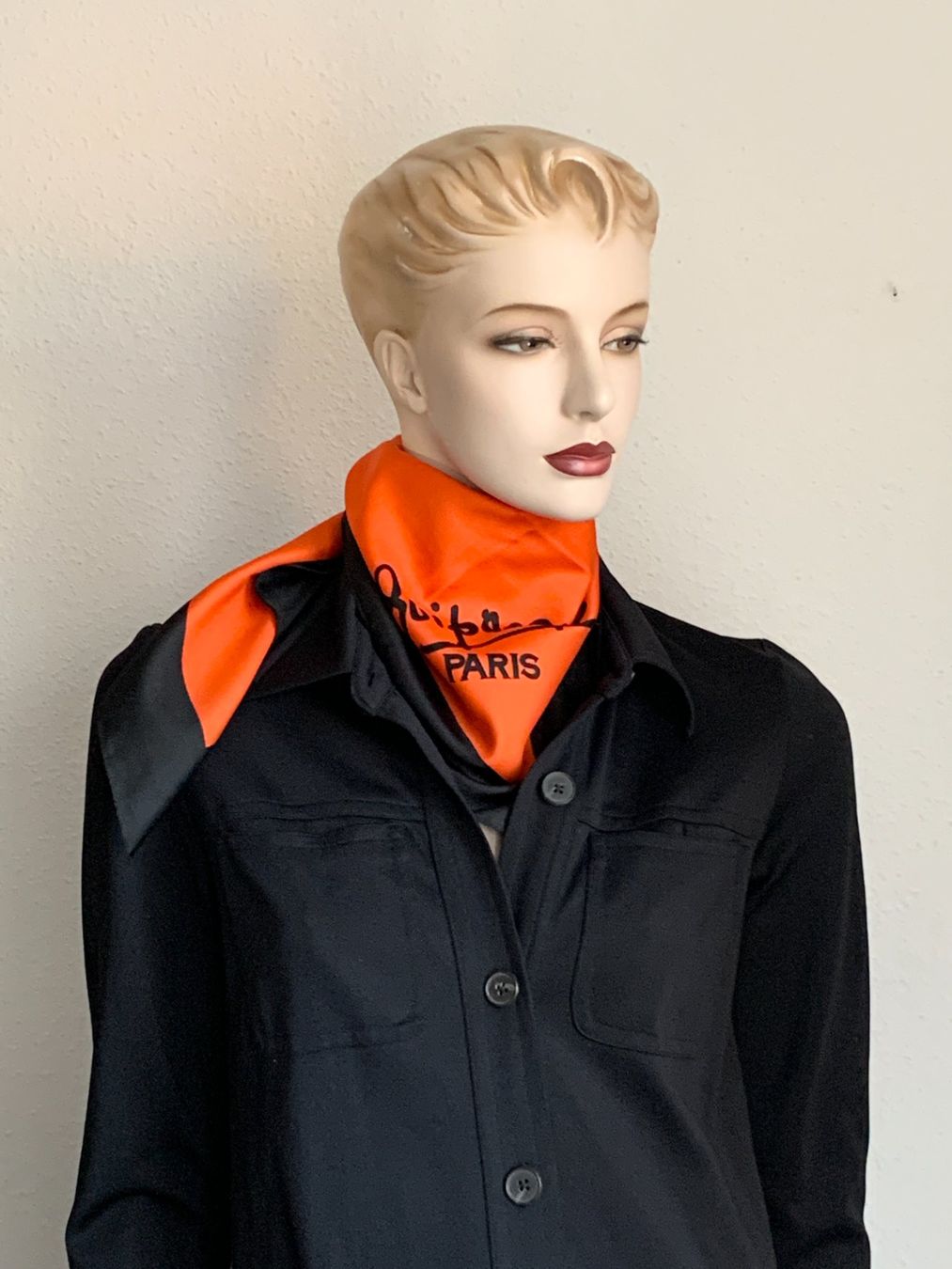 Foulards, Tücher & Schals: 2 Foulard von Grès Paris "Cabochard und Quiproquo" – Gebraucht aus Kloten von Nephty 7