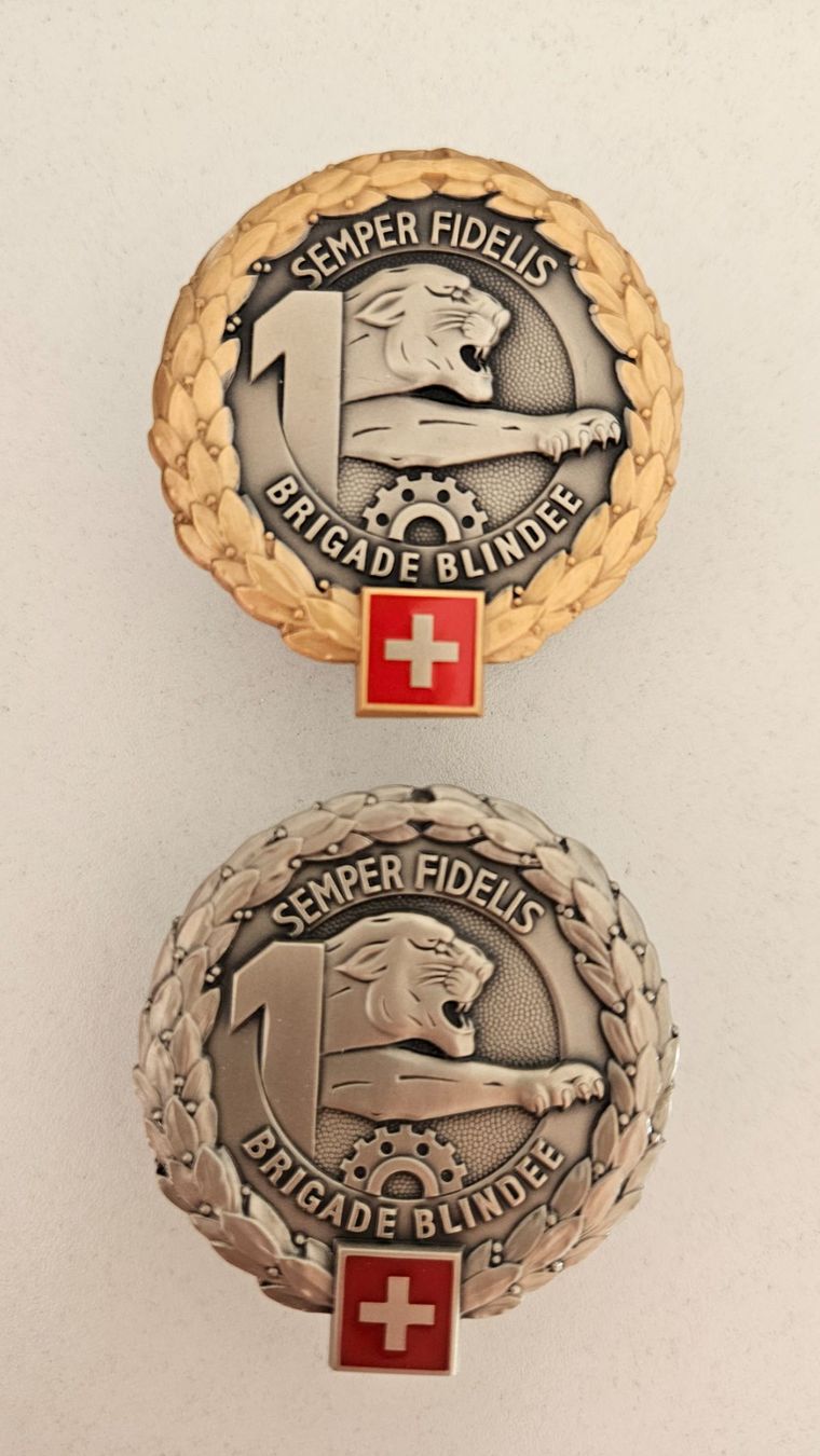Armée suisse Plaquettes & Badges: Peret Emblem Schweizer Armee – Neuf (Voir description) à Urdorf par reg_q6nr