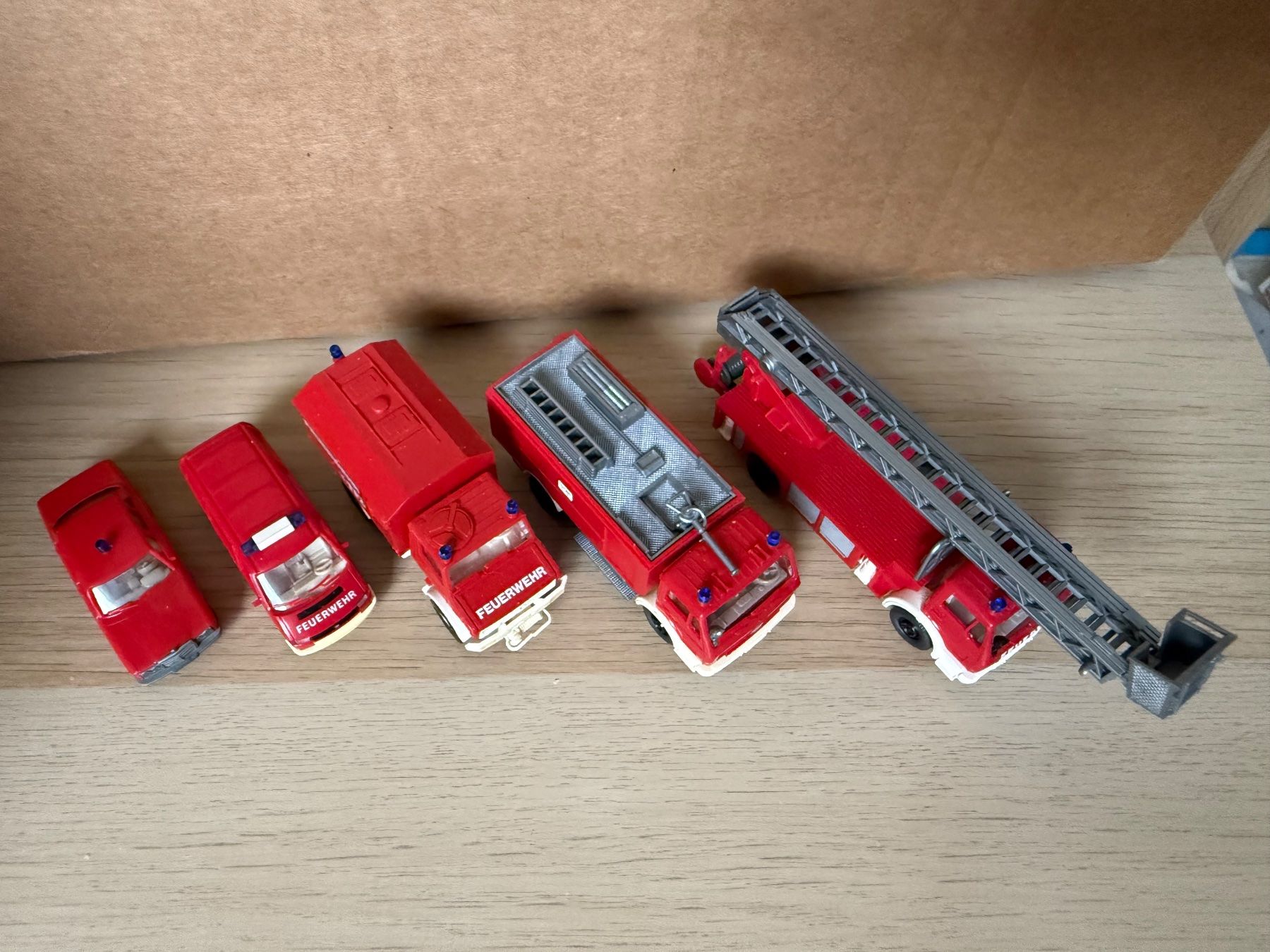 Wiking Kit di modellismo & Modellini statici: Lot 10 modèles pompiers 1/87 – Difettoso da Morrens VD venduto da YannD02