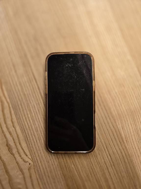Handys / Smartphones: Iphone 16 pro max 1tb – Gebraucht aus olten von miau14 1
