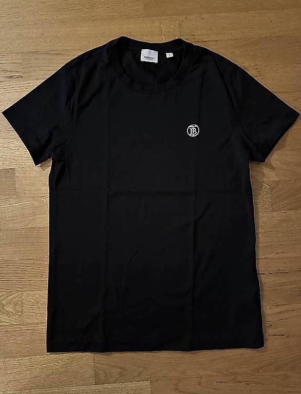 Burberry T-shirt: Burberry T-Shirt S – Usato da Küblis venduto da lovesummer