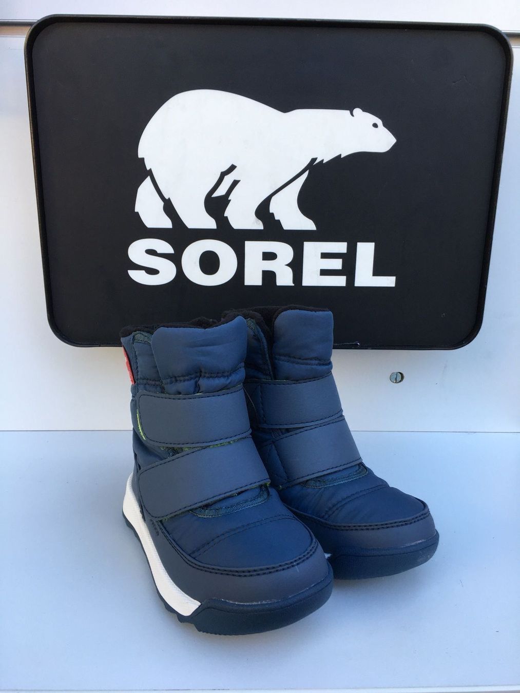 Sorel Scarpe per ragazzi: SOREL CHILDRENS WHITNEY II STRAP GR 29 – Nuovo e nell'imballaggio originale da Zürich venduto da LIQUIDATOR.CP