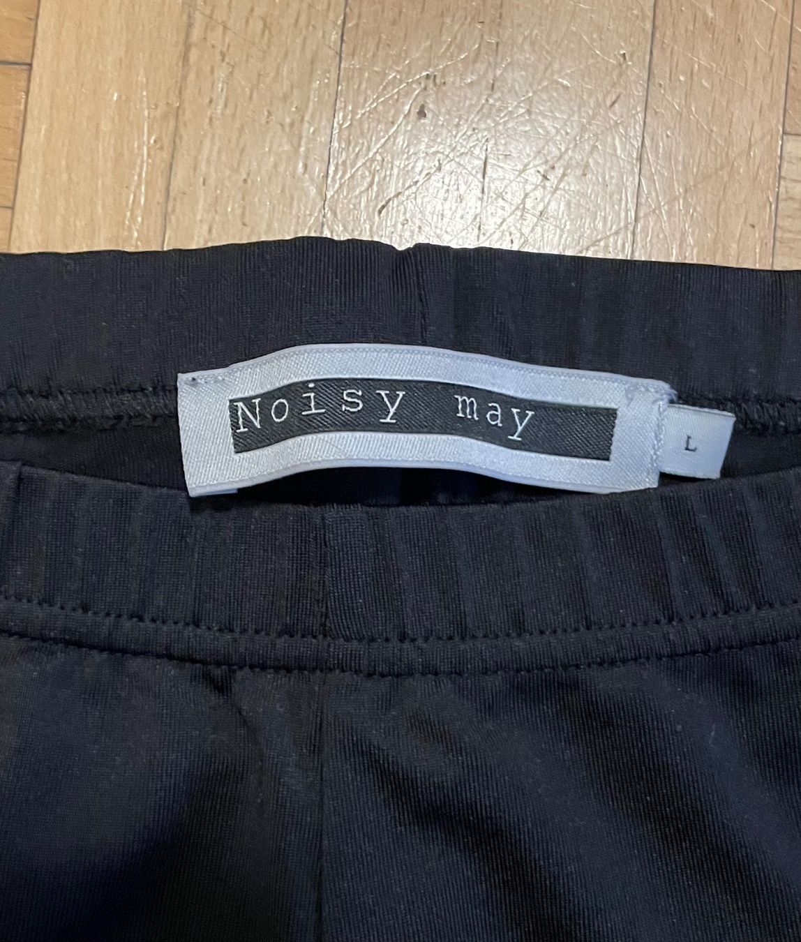 Leggings: Noisy May Leggings – Usato da Zürich venduto da mar_xfn9 2
