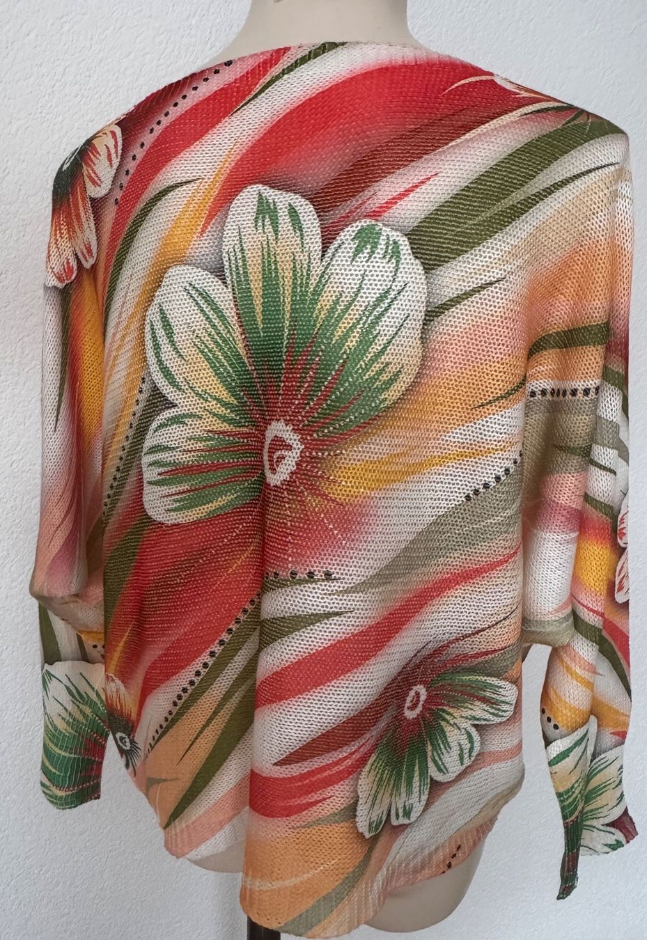 Pulls & Sweat-shirts: PULLOVER ONE SIZE – Neuf (Voir description) à Walperswil par So1me25 2