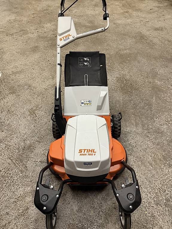 Tagliaerba: Stihl Rma 765 – Usato da Klosters venduto da Maschi93