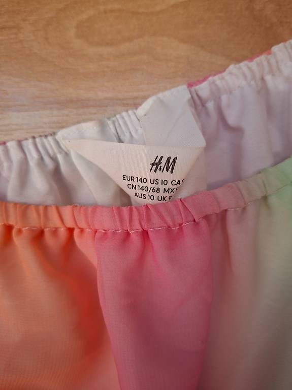 Kleider & Röcke: Mädchen Sommer-Kleid, bunt, Grösse: 140 – Gebraucht aus Wangen SZ von coni2204_10 1